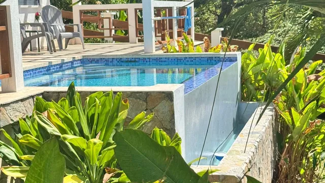 Visit Roatan - apartmány v Karibiku