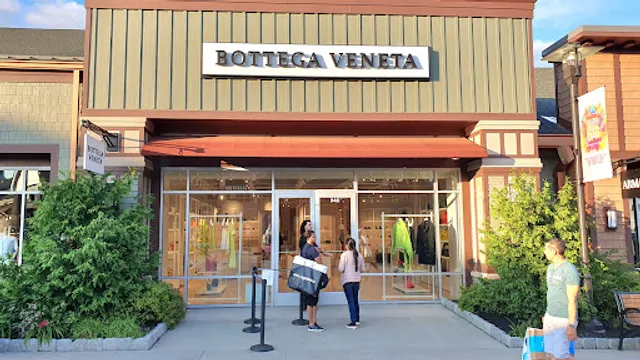 Bottega Veneta Woodbury Common Premium Outlet