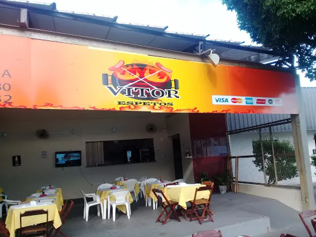 Vitor Espeto e restaurante