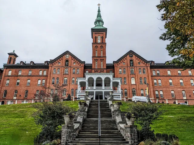 University of Mount Saint Vincent