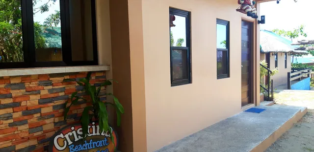 Cristina Beachfront Cottages
