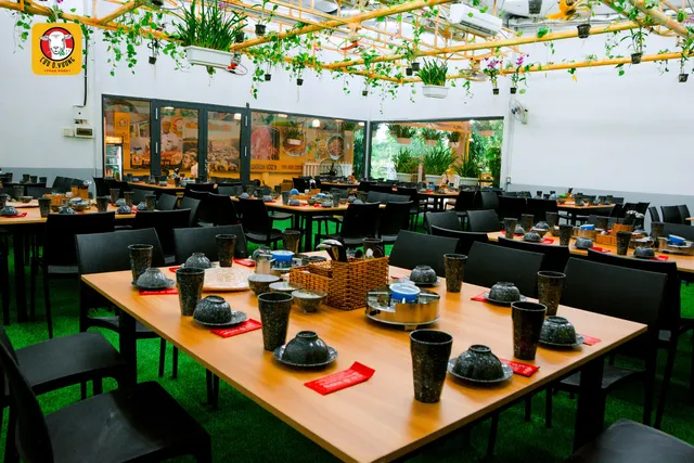 Nhà hàng Ô.Vương - Đặc sản thịt Cừu- Cơm Niêu Phan Rang