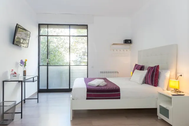 BRUSTAR SAGRADA FAMILIA