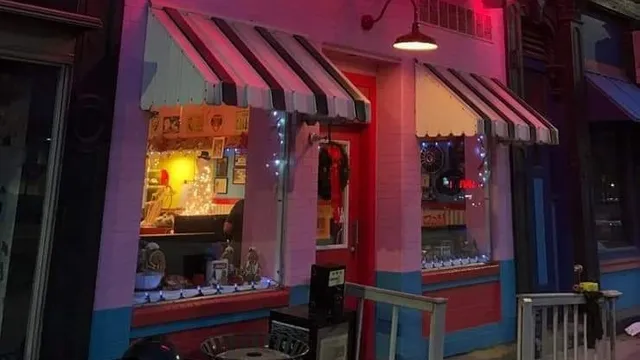 Missy's Arcade Restaurant
