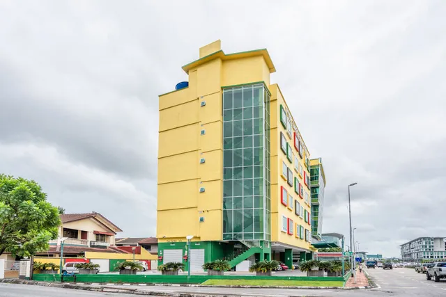 Pine Garden Hotel Kuching