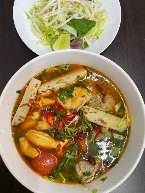 Ut Kia - Vietnamese Restaurant | Service de Traiteur