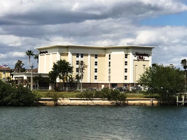 Hampton Inn Tampa/Rocky Point-Airport