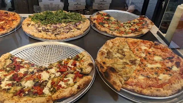 Pizza Garden Main St.