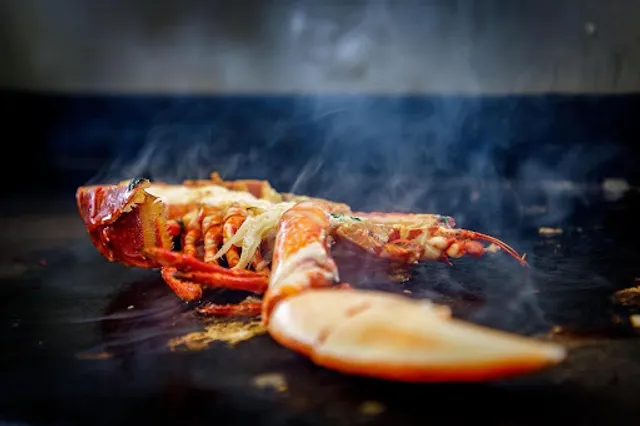 Creel & Reel Seafood Trailer