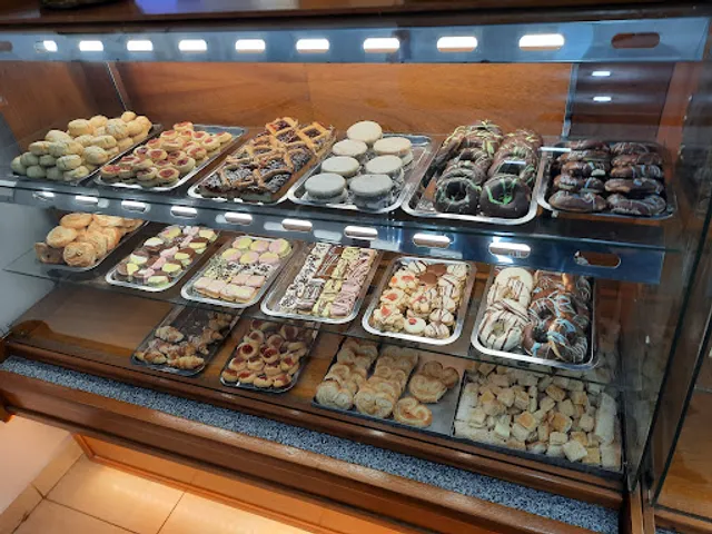 Panadería & Confitería Panea