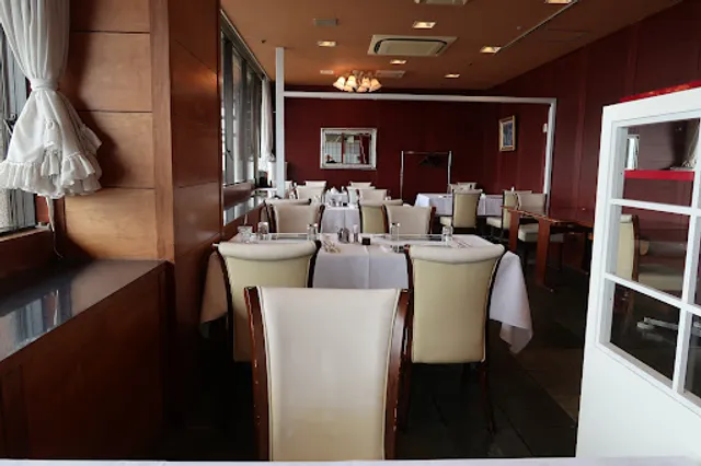 ダイニングカフェ 彩