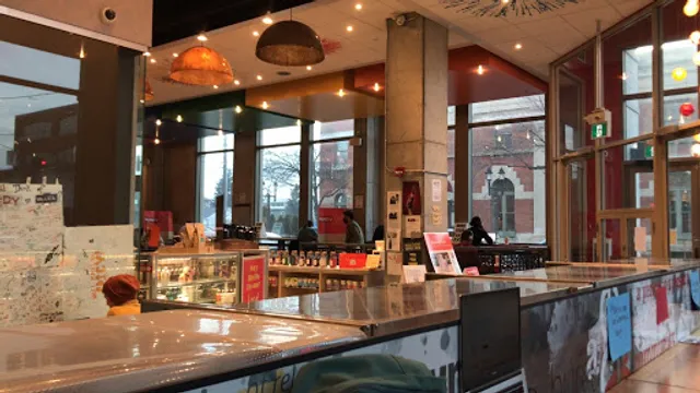 Remedy Cafe - Raymond Block