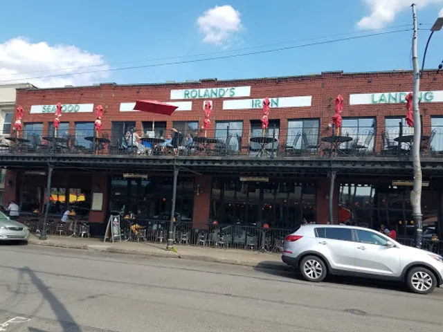 Roland's Seafood Grill