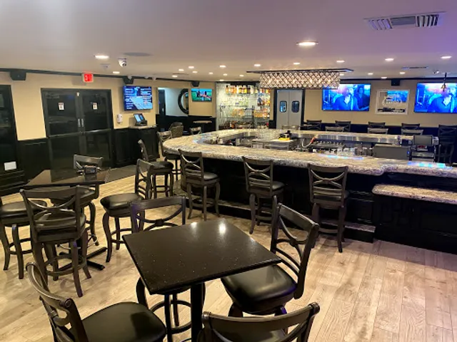 Flat Top Bar and Grill