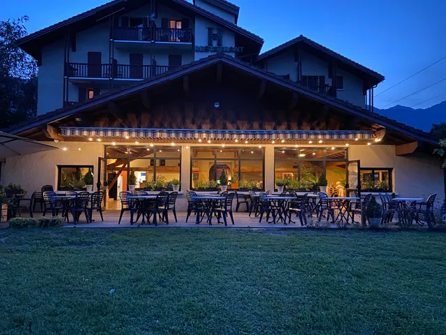 HÔTELLERIE DU ROY - (Albertville)