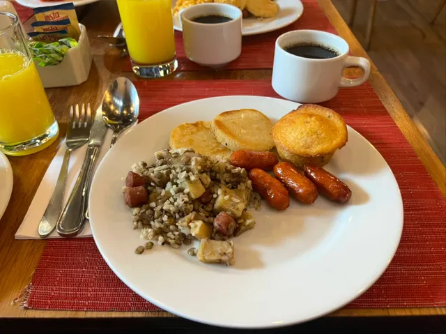 Cuatro Cocina Casual