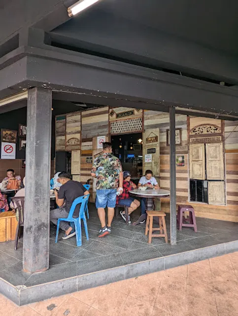 Kafe Setinggan (Laksa Sarang)