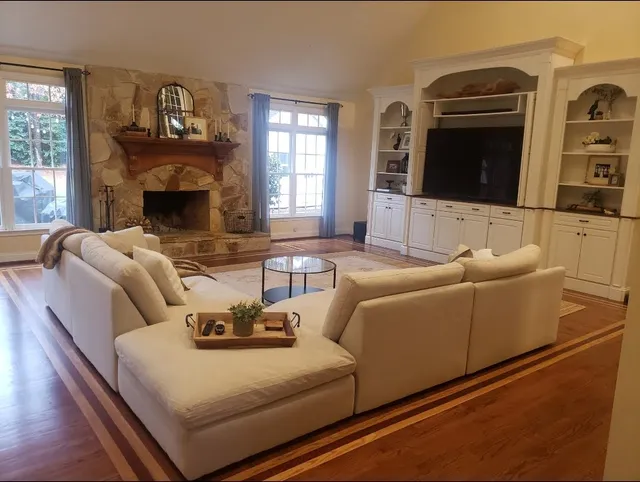 Mc Ginnis Furniture Co