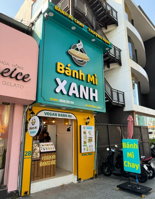 Bánh Mì XANH - Bánh Mì Chay Thượng Hạng - 2B Trần Hưng Đạo
