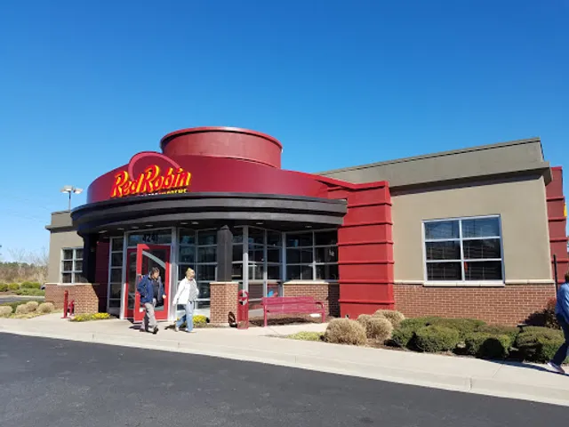 Red Robin Gourmet Burgers and Brews