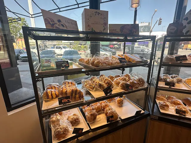 85°C Bakery Cafe - Glendale