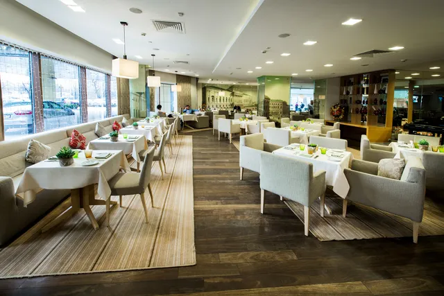 Real Food Restaurant