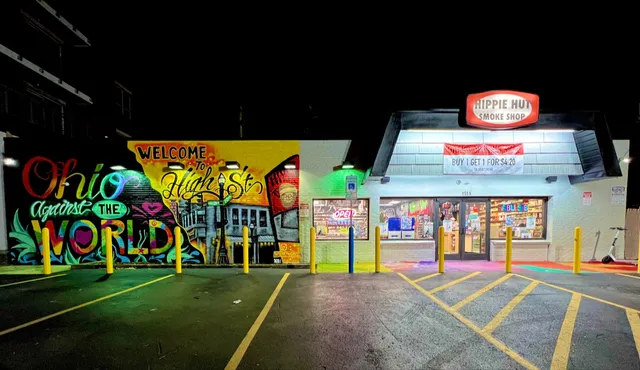 Hippie Hut Smoke Shop - Campus