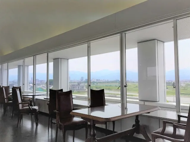 展望ギャラリーカフェトッポリーノ