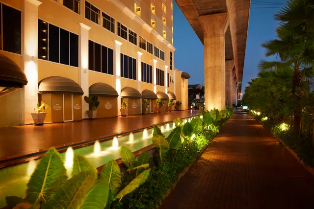 NASA BANGKOK - Airport Rail Link Ramkhamhang