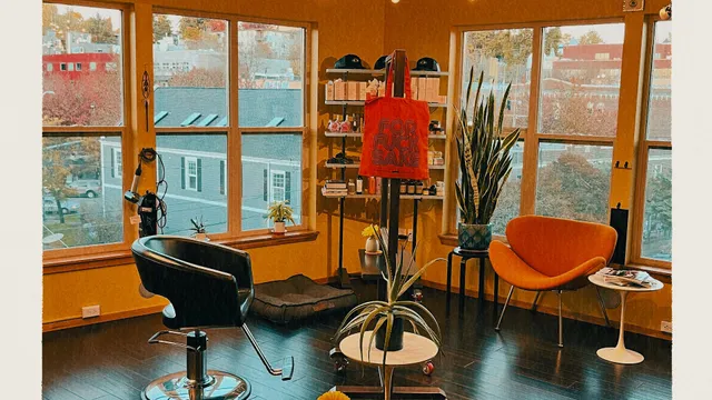 Sputnik Hair Studio