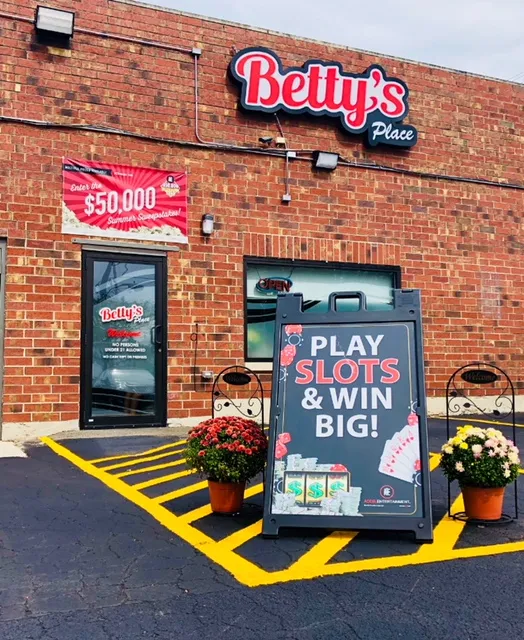 Betty's Place Video Slots and Poker