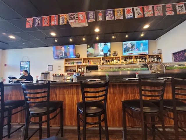 Sushi Hut Grill & Bar