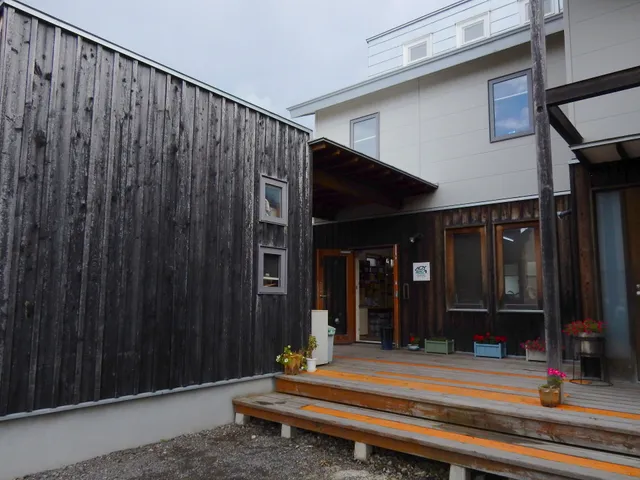 ㈲函館バウハウス