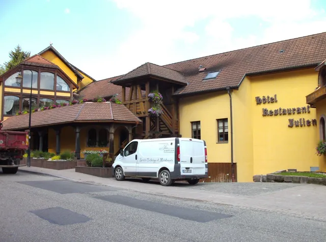 Logis Hôtel Chez Julien