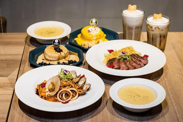 Good Partner Kaohsiung Arena Shop