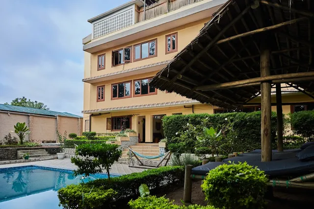 Viva Tanzania | Villa | Volunteering | Tours | Wellness