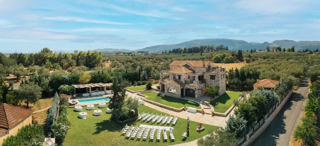 Palazzo di P, Luxury Venue & Villa - World 5th