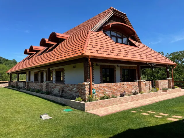 Szentkirályi menedék