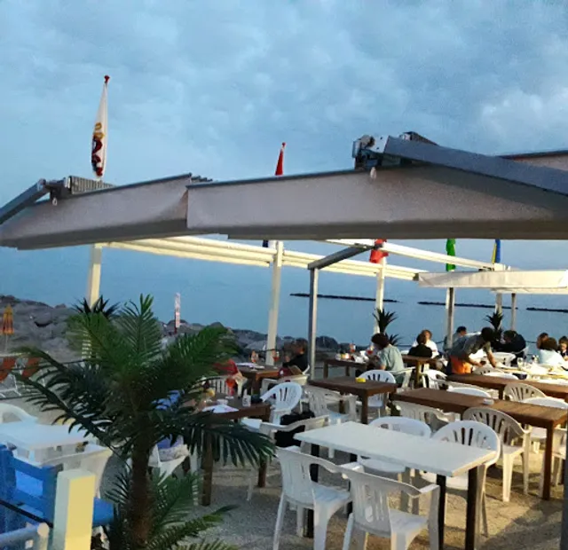 ristorante oasis beach