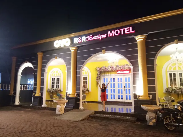 OYO 1228 R & R Motel