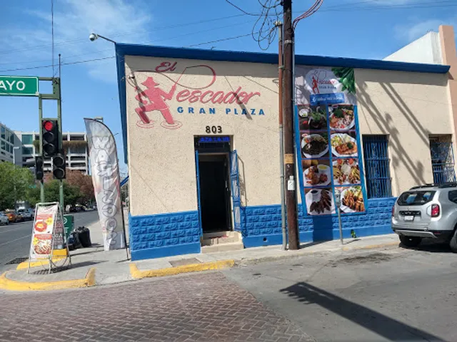 El Pescador Gran Plaza