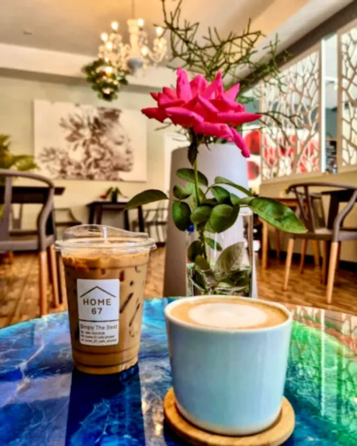 HOME 67 Cafe Phuket