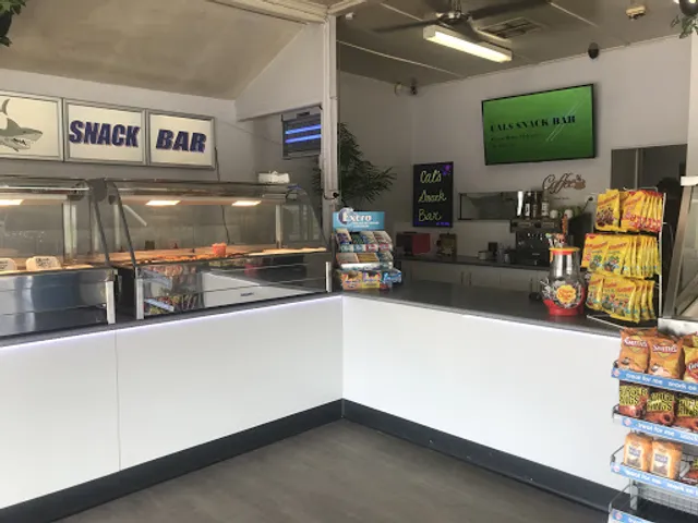 Cal's Snack Bar