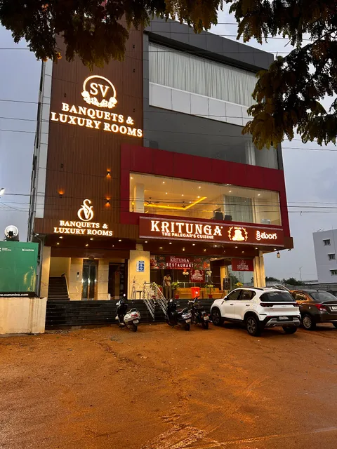 SV BANQUET & LUXURY ROOMS