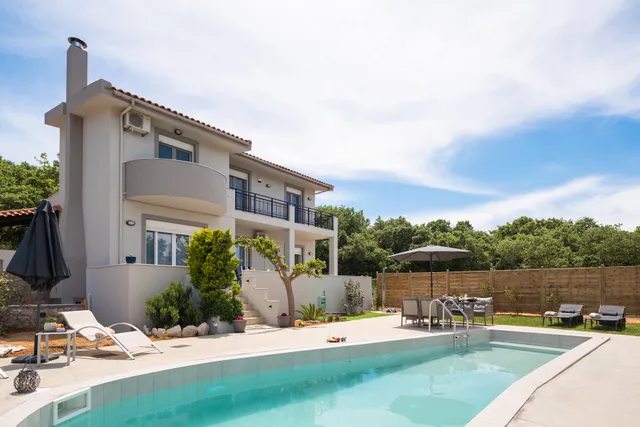 Villa Hercules | Refreshing Pool & Hydromassage