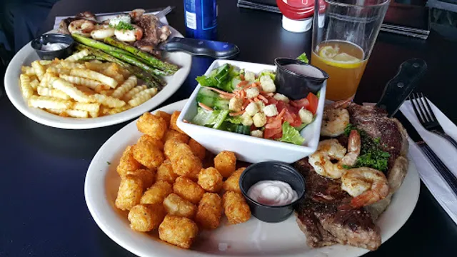 Portland Sports Bar & Grill