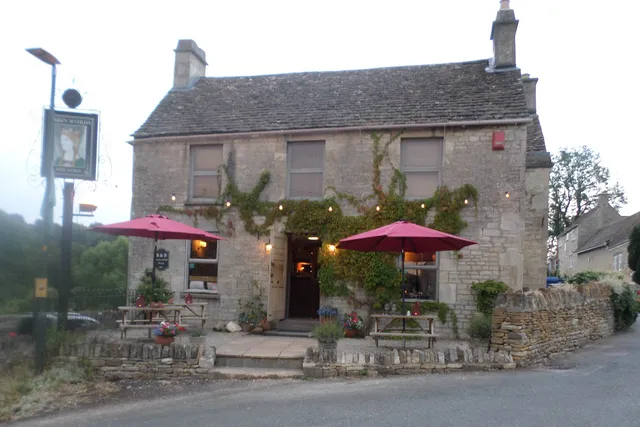 Queen Matilda Country Rooms