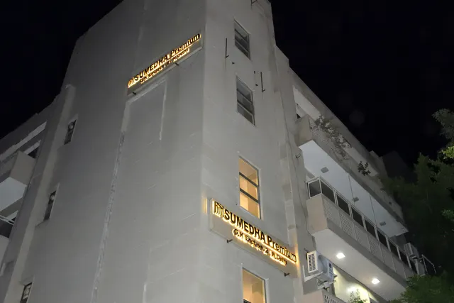 Hotel Sumedha Premium