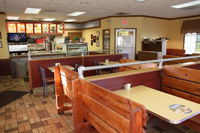 Lee's Famous Recipe Chicken