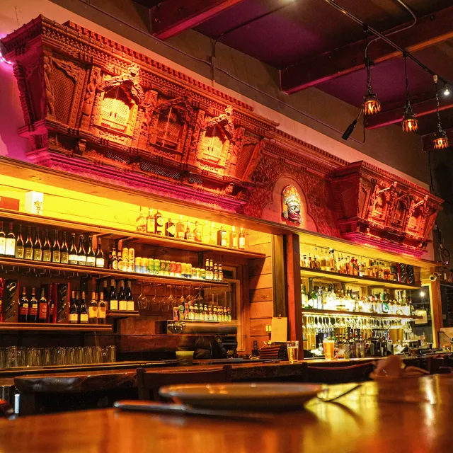 Tipsy Yeti Restaurant & Bar